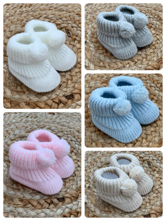 Pom pom soft knitted baby bootees